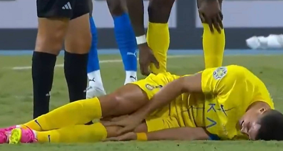 开云体育官网-CS2传奇谢幕，球迷泪洒赛场