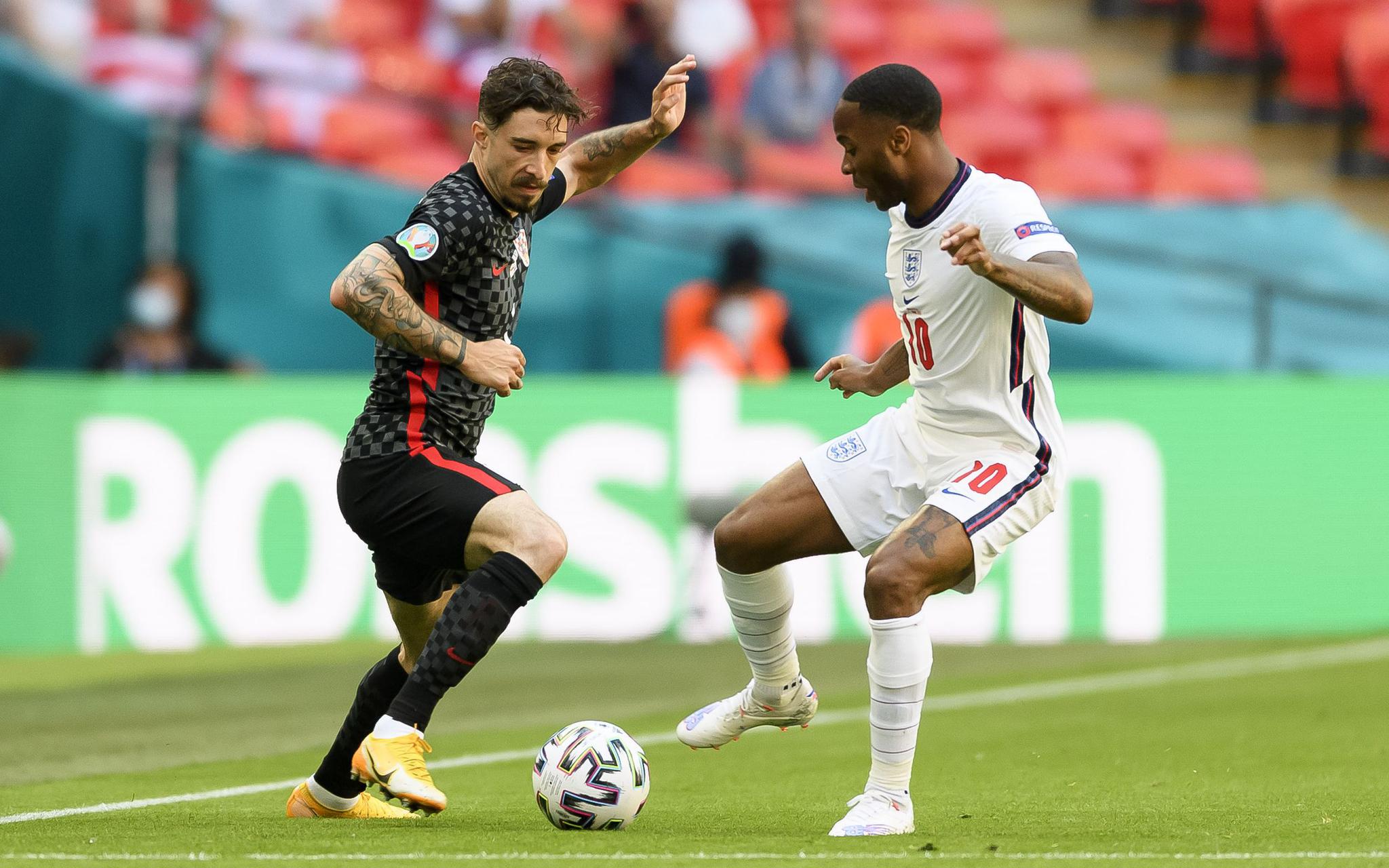 奥地利队力克韩国队,波尔关键制胜 奥地利队力克韩国队,波尔关键制胜