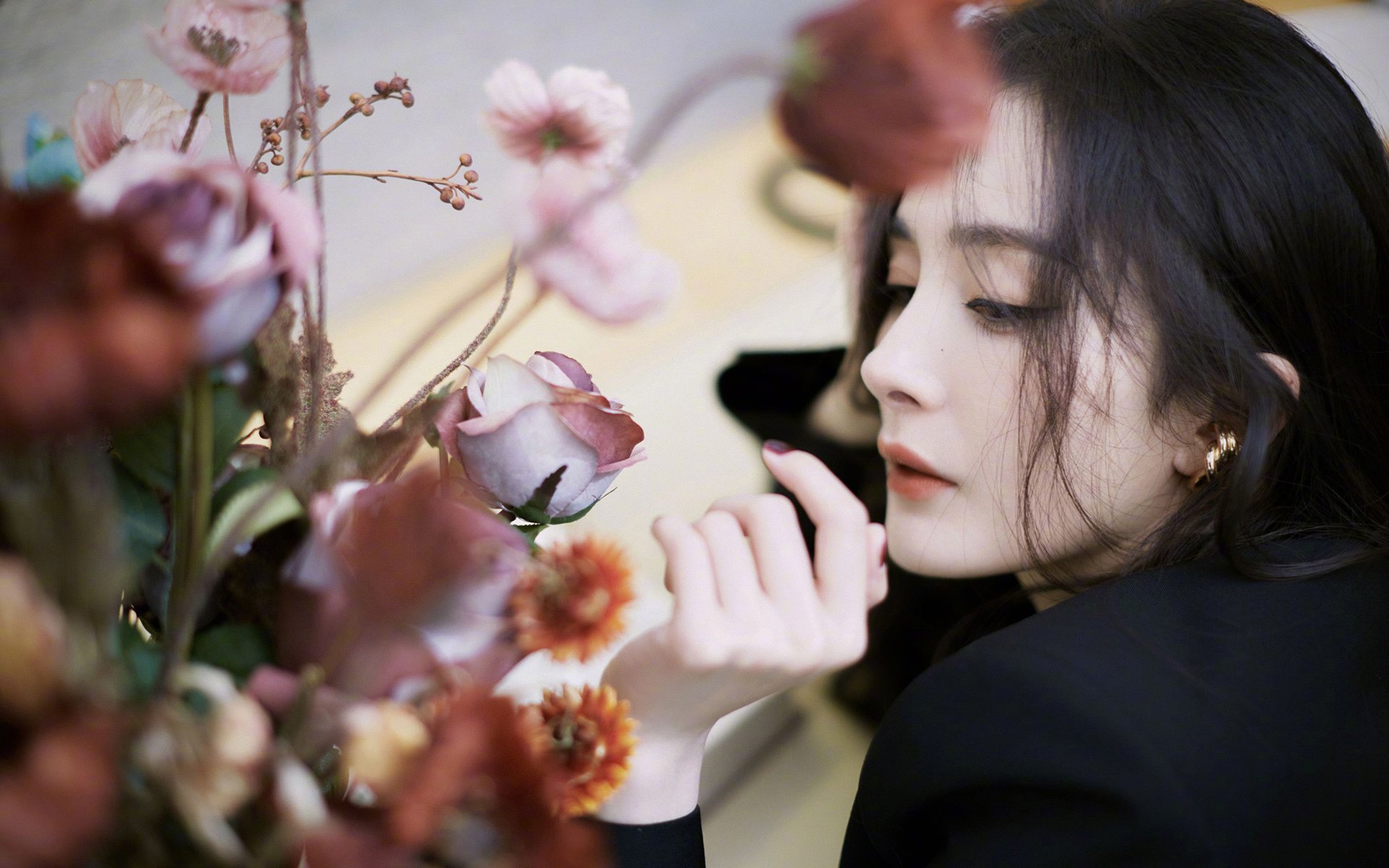 玻利维亚淘汰阿森纳？地理梗与欧冠奇迹，克瓦拉茨赫利亚如何成为降维打击的关键先生