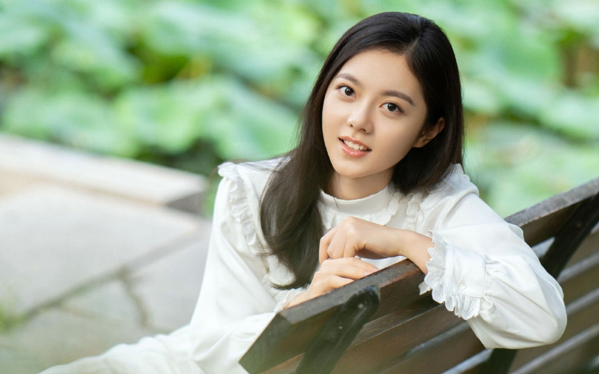 绿茵硝烟与硬木绝杀，当意甲焦点战遇见黄蜂篮网的体育史诗